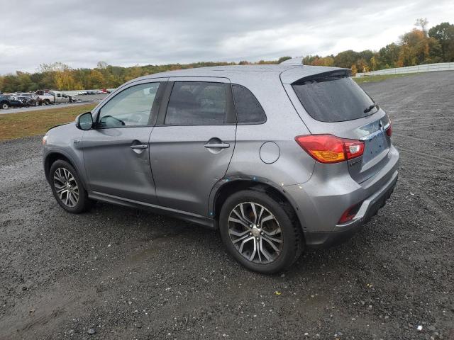 JA4AP3AU8KU033868 - 2019 MITSUBISHI OUTLANDER ES GRAY photo 2