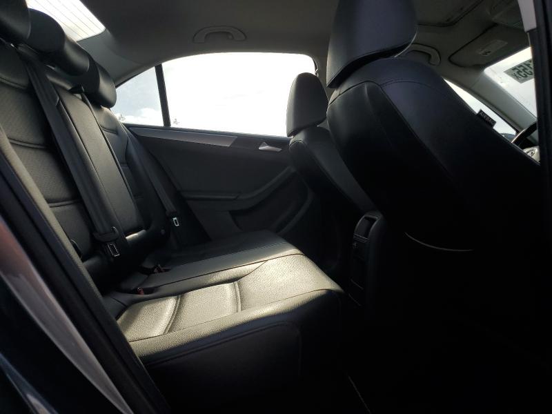 3VWDB7AJ1HM366373 - 2017 VOLKSWAGEN JETTA SE GRAY photo 10