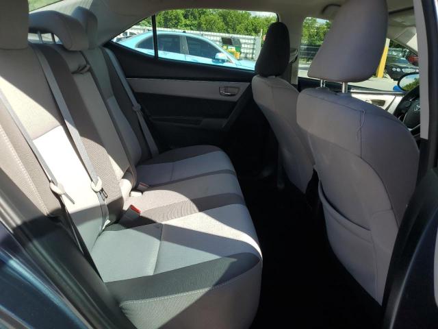 2T1BURHE3JC065305 - 2018 TOYOTA COROLLA L Blau Foto 10