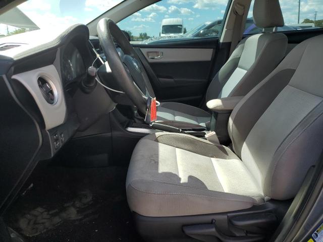 2T1BURHE3JC065305 - 2018 TOYOTA COROLLA L Blau Foto 7