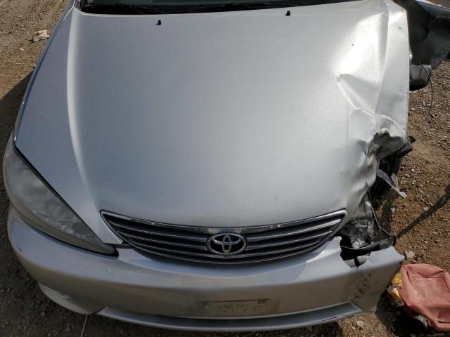 4T1BE32K95U423603 - 2005 TOYOTA CAMRY LE SILVER photo 11