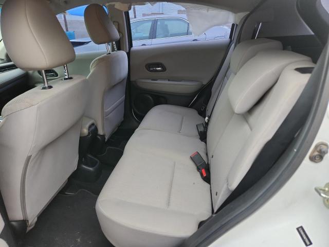 3CZRU6H39GM755095 - 2016 HONDA HR-V LX WHITE photo 10