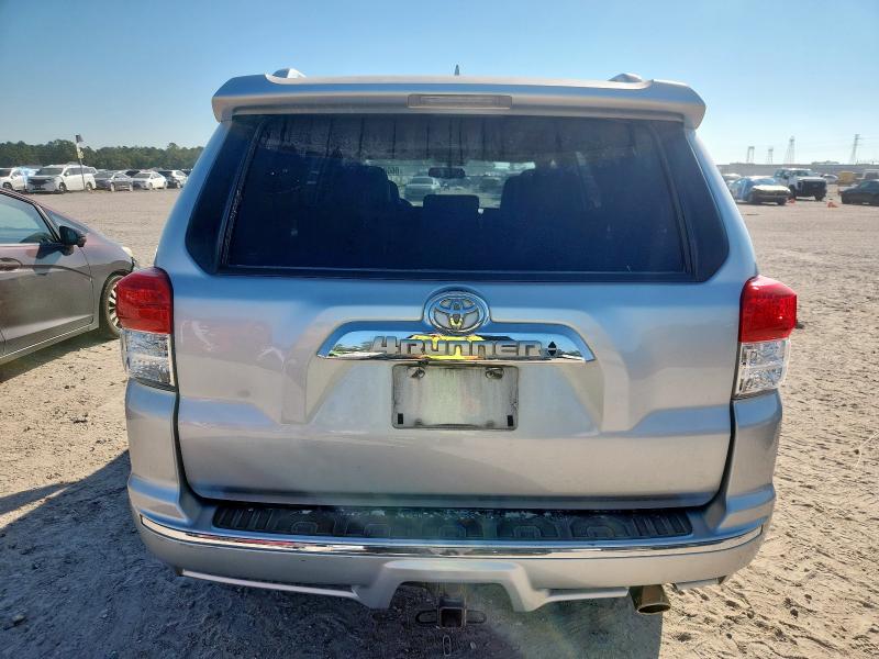 JTEZU5JRXA5005633 - 2010 TOYOTA 4RUNNER SR5 SILVER photo 6
