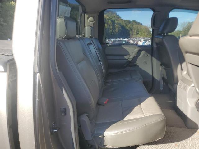 1N6AA07B96N556342 - 2006 NISSAN TITAN XE 银色 照片 10