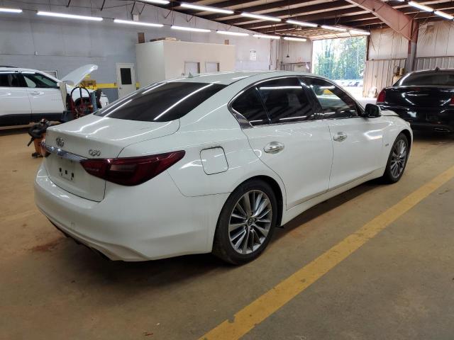 JN1EV7AP8JM359735 - 2018 INFINITI Q50 LUXE WHITE photo 3