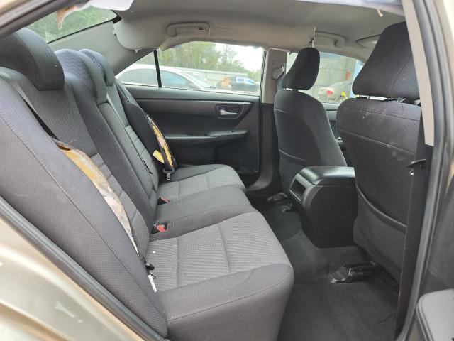 4T4BF1FK7FR494057 - 2015 TOYOTA CAMRY LE 金色 照片 10