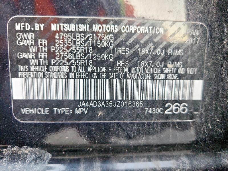 JA4AD3A35JZ016365 - 2018 MITSUBISHI OUTLANDER SE შავი ფოტო 14