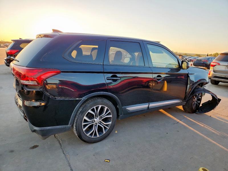 JA4AD3A35JZ016365 - 2018 MITSUBISHI OUTLANDER SE შავი ფოტო 3