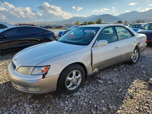 1997 LEXUS ES 300, 