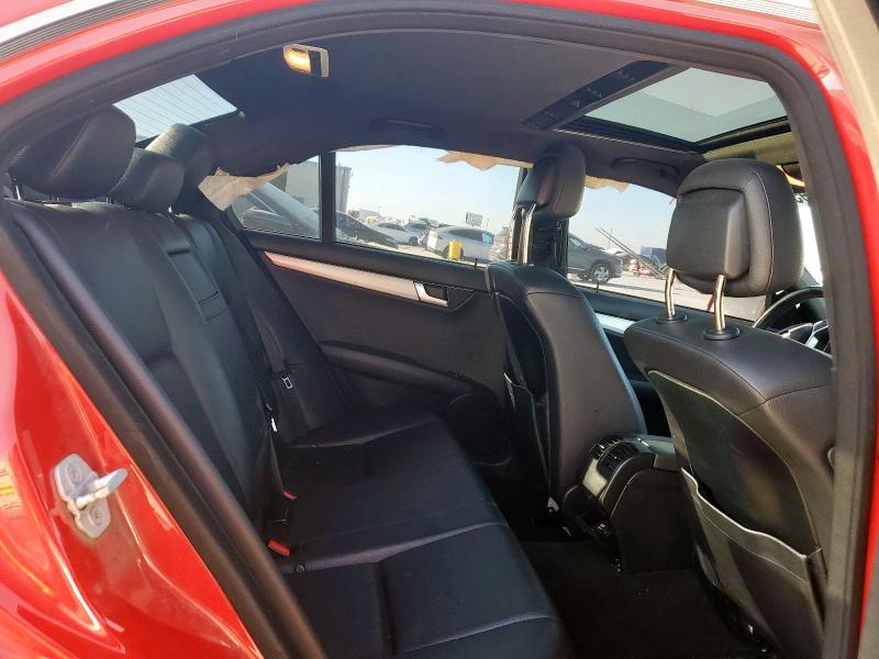 WDDGF8AB7ER313762 - 2014 MERCEDES-BENZ C 300 4MATIC RED photo 10