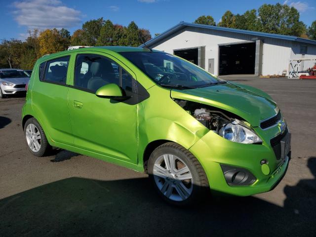 KL8CC6S98EC570202 - 2014 CHEVROLET SPARK 1LT 绿色 照片 4