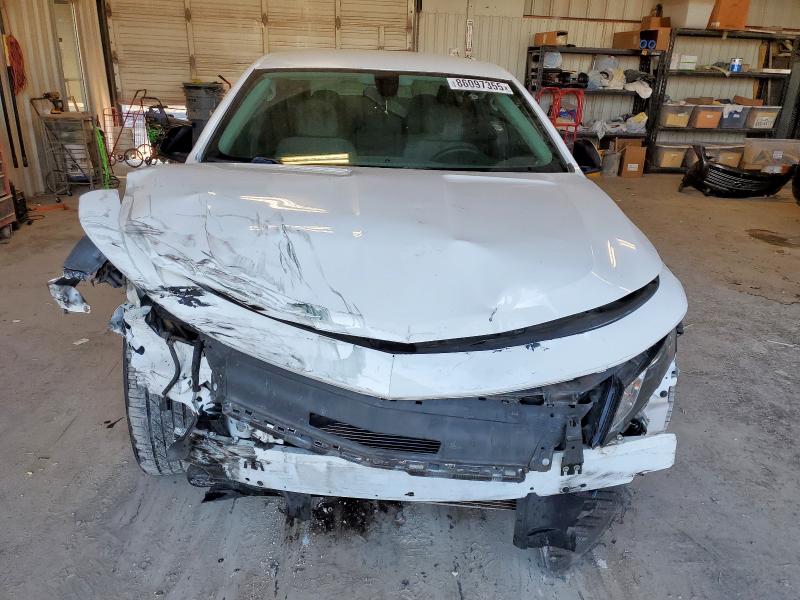 2G11Z5SA1H9128982 - 2017 CHEVROLET IMPALA LS WHITE photo 5