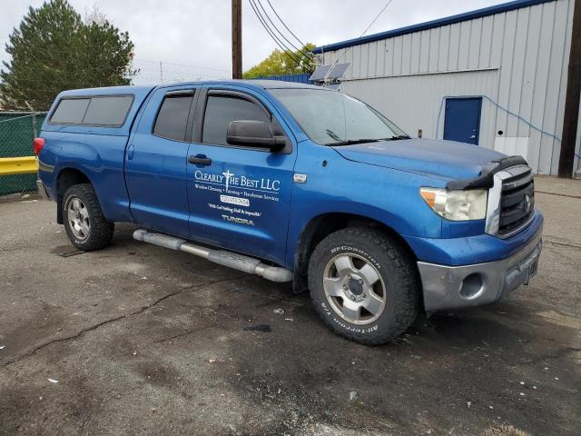 5TFUM5F1XAX005251 - 2010 TOYOTA TUNDRA DOUBLE CAB SR5 BLUE photo 4