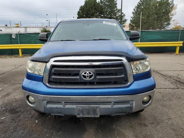 5TFUM5F1XAX005251 - 2010 TOYOTA TUNDRA DOUBLE CAB SR5 BLUE photo 5