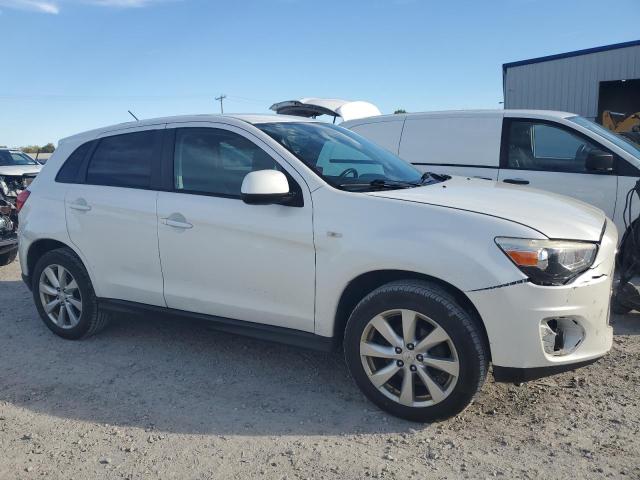 4A4AR3AU9FE056021 - 2015 MITSUBISHI OUTLANDER SPORT ES 白色 照片 4