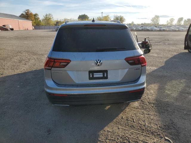 3VV2B7AX5KM090481 - 2019 VOLKSWAGEN TIGUAN SE SILVER photo 6
