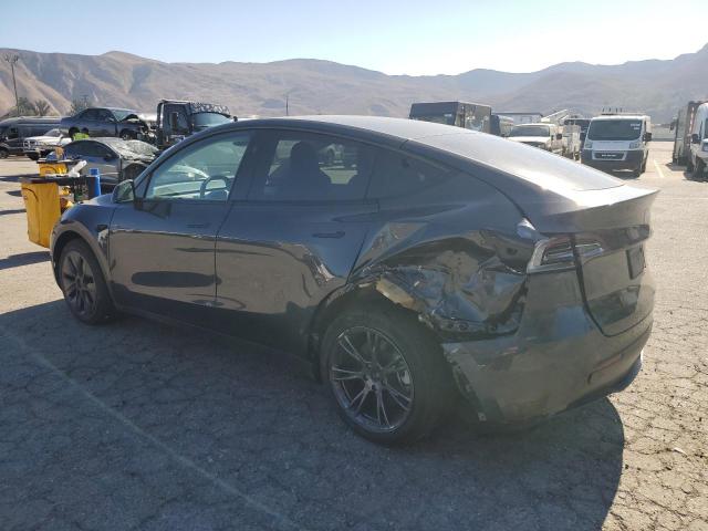 7SAYGDEE1RF198826 - 2024 TESLA MODEL Y ნაცრისფერი ფოტო 2