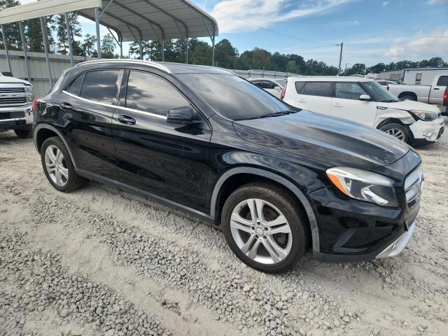 WDCTG4EB3HJ358865 - 2017 MERCEDES-BENZ GLA 250 BLACK photo 4