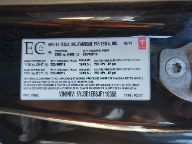 5YJ3E1EB8JF110358 - 2018 TESLA MODEL 3 შავი ფოტო 12