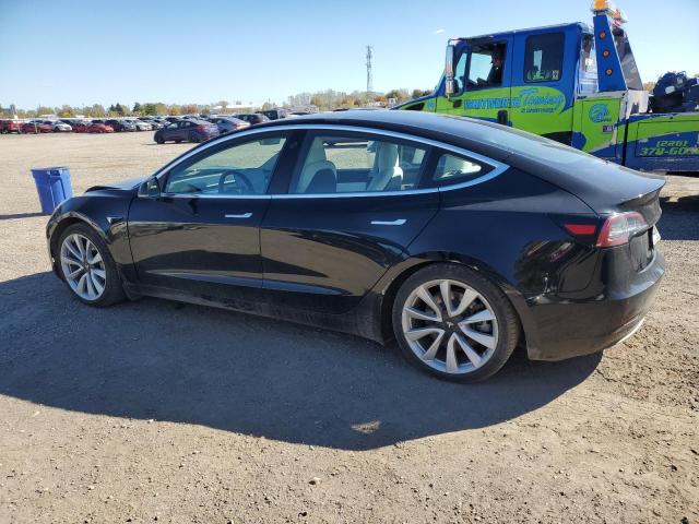 5YJ3E1EB8JF110358 - 2018 TESLA MODEL 3 შავი ფოტო 2