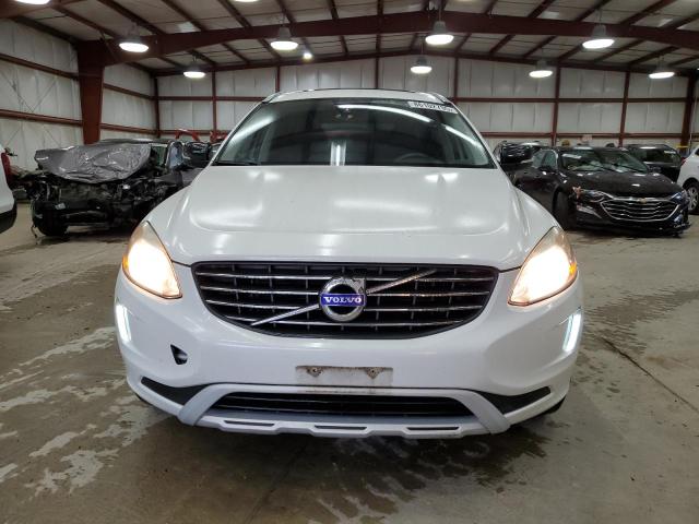 YV440MDR7H2073932 - 2017 VOLVO XC60 T5 DYNAMIC WHITE photo 5