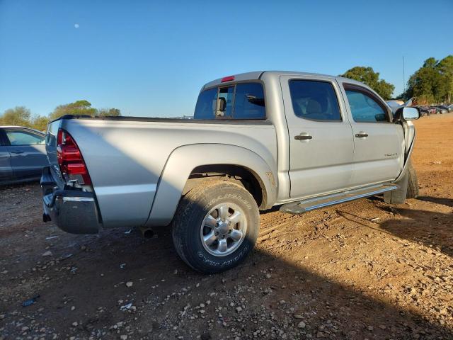 3TMJU62N87M040340 - 2007 TOYOTA TACOMA DOUBLE CAB PRERUNNER SILVER photo 3
