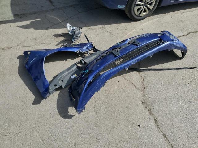 JTDKARFUXG3501023 - 2016 TOYOTA PRIUS BLUE photo 12