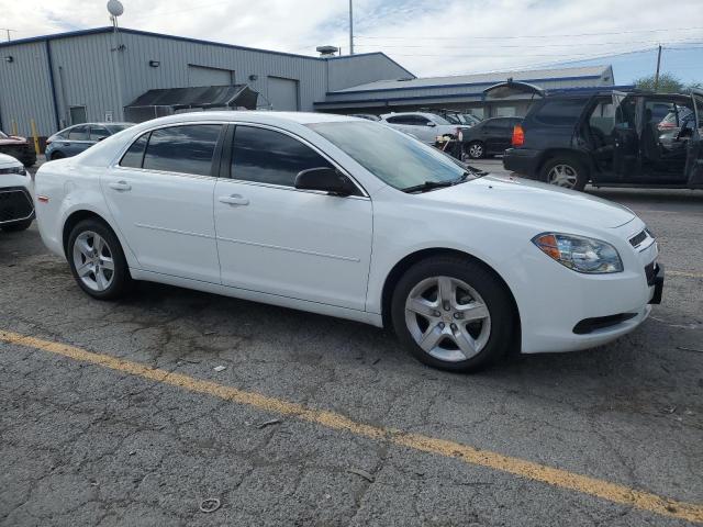 1G1ZB5E01CF241860 - 2012 CHEVROLET MALIBU LS Blanc photo 4