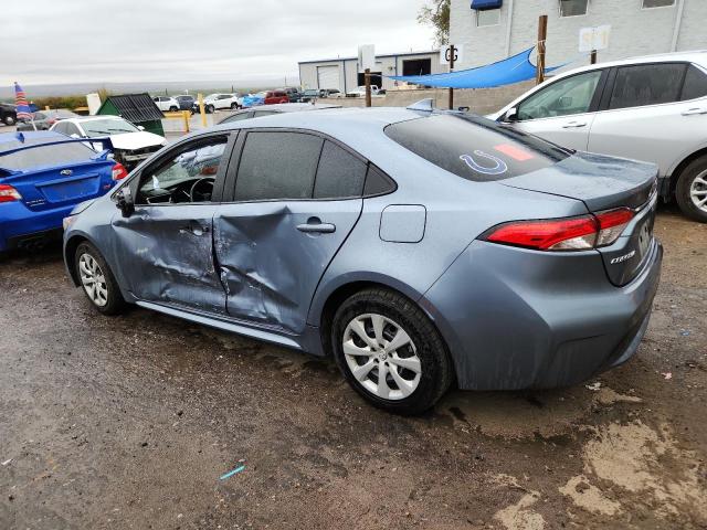 5YFEPMAE4NP328974 - 2022 TOYOTA COROLLA LE GRAY photo 2