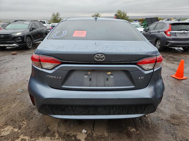5YFEPMAE4NP328974 - 2022 TOYOTA COROLLA LE GRAY photo 6