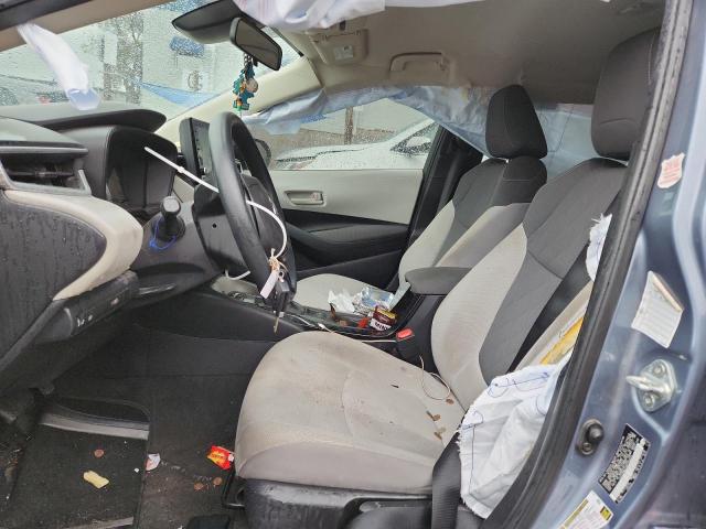 5YFEPMAE4NP328974 - 2022 TOYOTA COROLLA LE GRAY photo 7