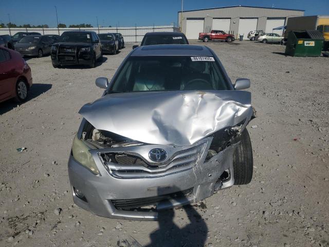 4T4BF3EK1AR082321 - 2010 TOYOTA CAMRY BASE 银色 照片 5