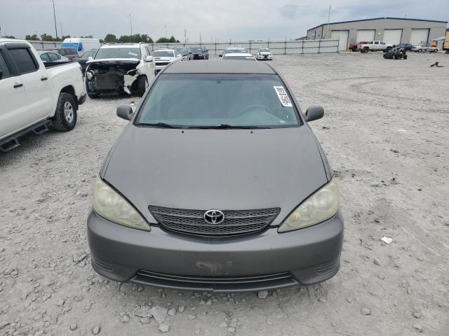 4T1BE32K25U605871 - 2005 TOYOTA CAMRY LE CHARCOAL photo 5