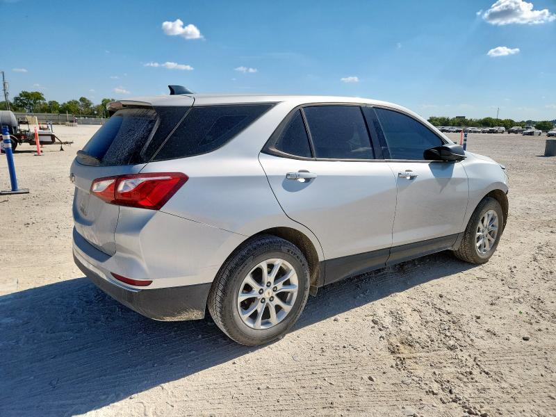 2GNAXHEV7J6119280 - 2018 CHEVROLET EQUINOX LS Srebrny zdjęcie 3