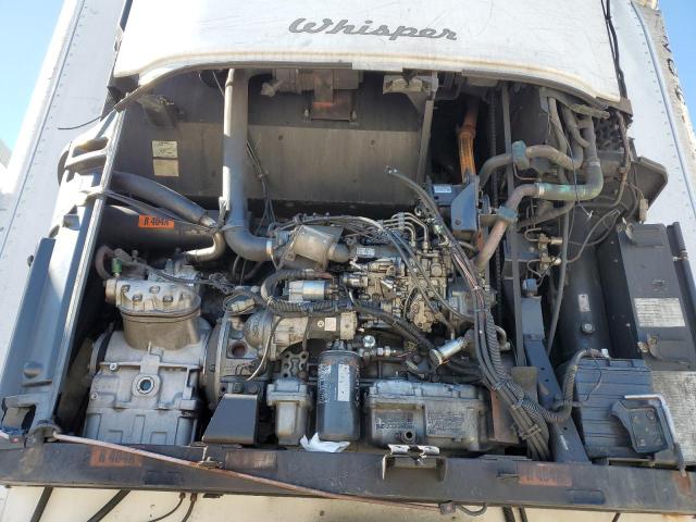 1UYVS2484BU081612 - 2011 UTILITY VS2RA WHITE photo 7