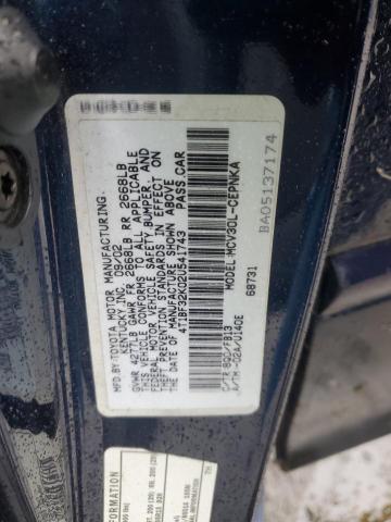 4T1BF32K02U541743 - 2002 TOYOTA CAMRY LE BLUE photo 12
