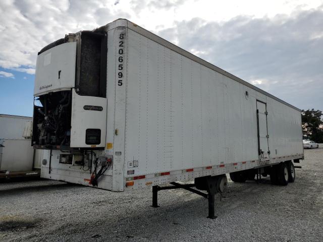 1UYVS2485GM426122 - 2016 UTILITY VS2RA WHITE photo 2