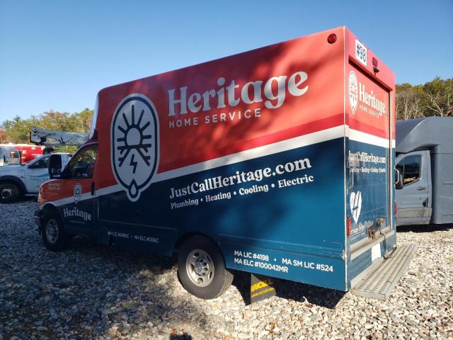 1GB0GRFG8K1366584 - 2019 CHEVROLET EXPRESS RED photo 2