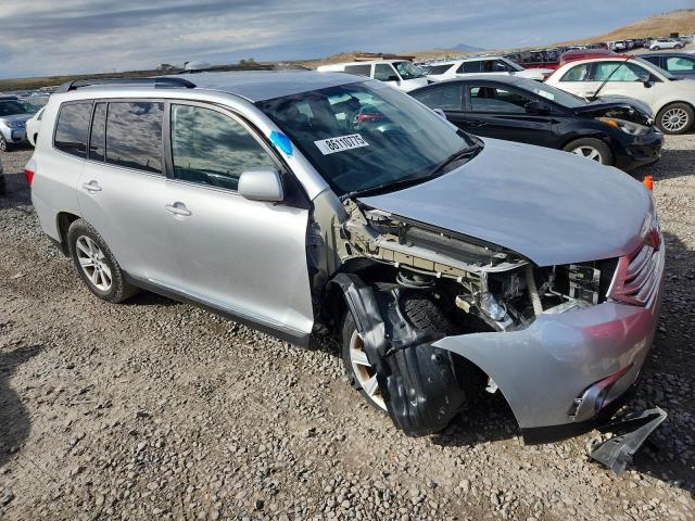 5TDBK3EH8DS203255 - 2013 TOYOTA HIGHLANDER BASE Silber Foto 4