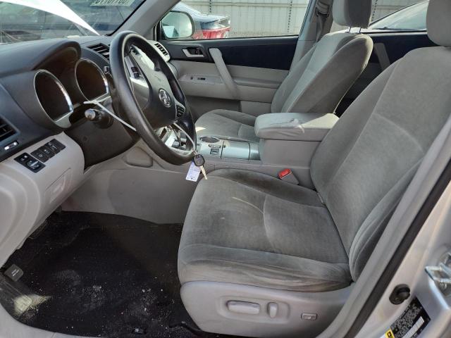 5TDBK3EH8DS203255 - 2013 TOYOTA HIGHLANDER BASE Silber Foto 7