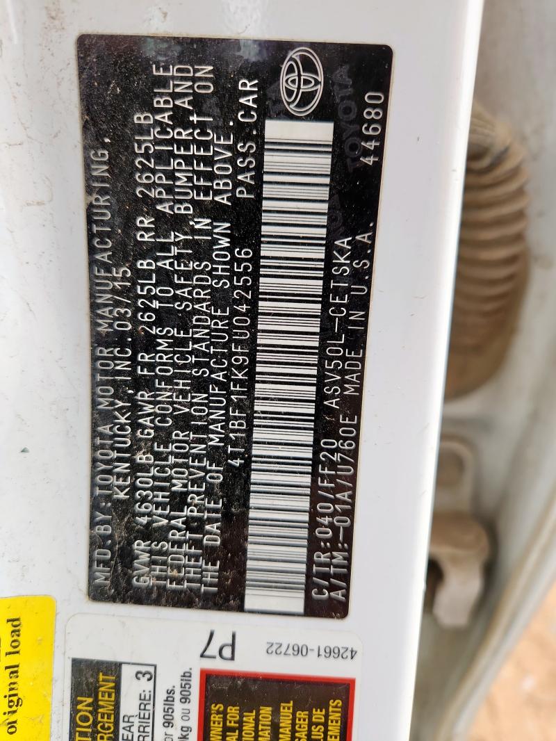 4T1BF1FK9FU042556 - 2015 TOYOTA CAMRY LE WHITE photo 13