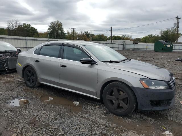 1VWBP7A39CC061529 - 2012 VOLKSWAGEN PASSAT SE GRAY photo 4