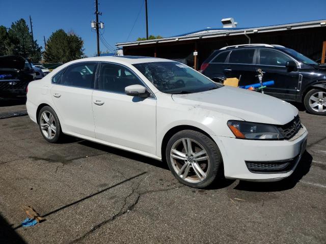 1VWBP7A39EC019865 - 2014 VOLKSWAGEN PASSAT SE 白色 照片 4