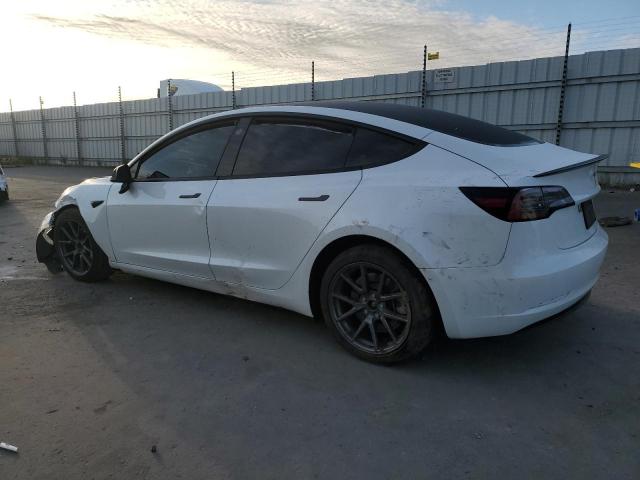 5YJ3E1EA8PF432739 - 2023 TESLA MODEL 3 WHITE photo 2