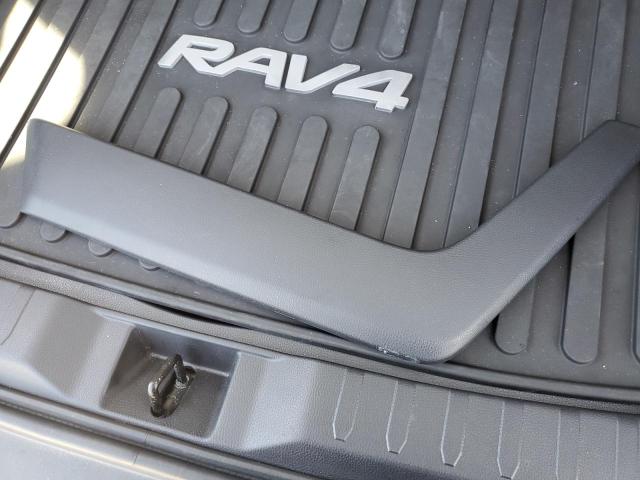 2T3W1RFV7MC154688 - 2021 TOYOTA RAV4 XLE GRAY photo 13