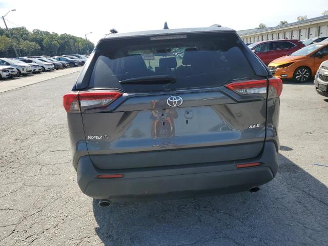 2T3W1RFV7MC154688 - 2021 TOYOTA RAV4 XLE GRAY photo 6