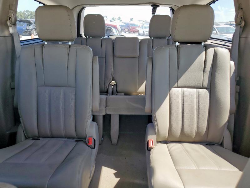 2C4RC1CG2GR111291 - 2016 CHRYSLER TOWN & COU TOURING L WHITE photo 10