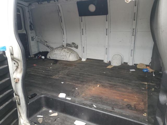 1GCSGAFX3B1135632 - 2011 CHEVROLET EXPRESS G1 WHITE photo 11