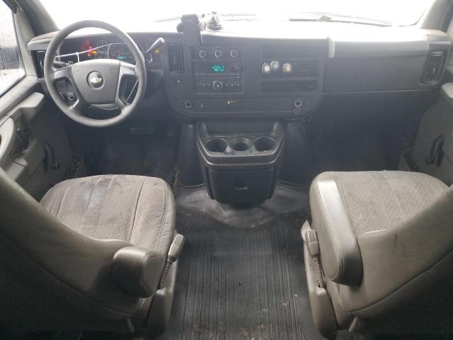 1GCSGAFX3B1135632 - 2011 CHEVROLET EXPRESS G1 WHITE photo 8