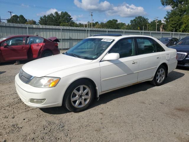 2002 TOYOTA AVALON XL, 